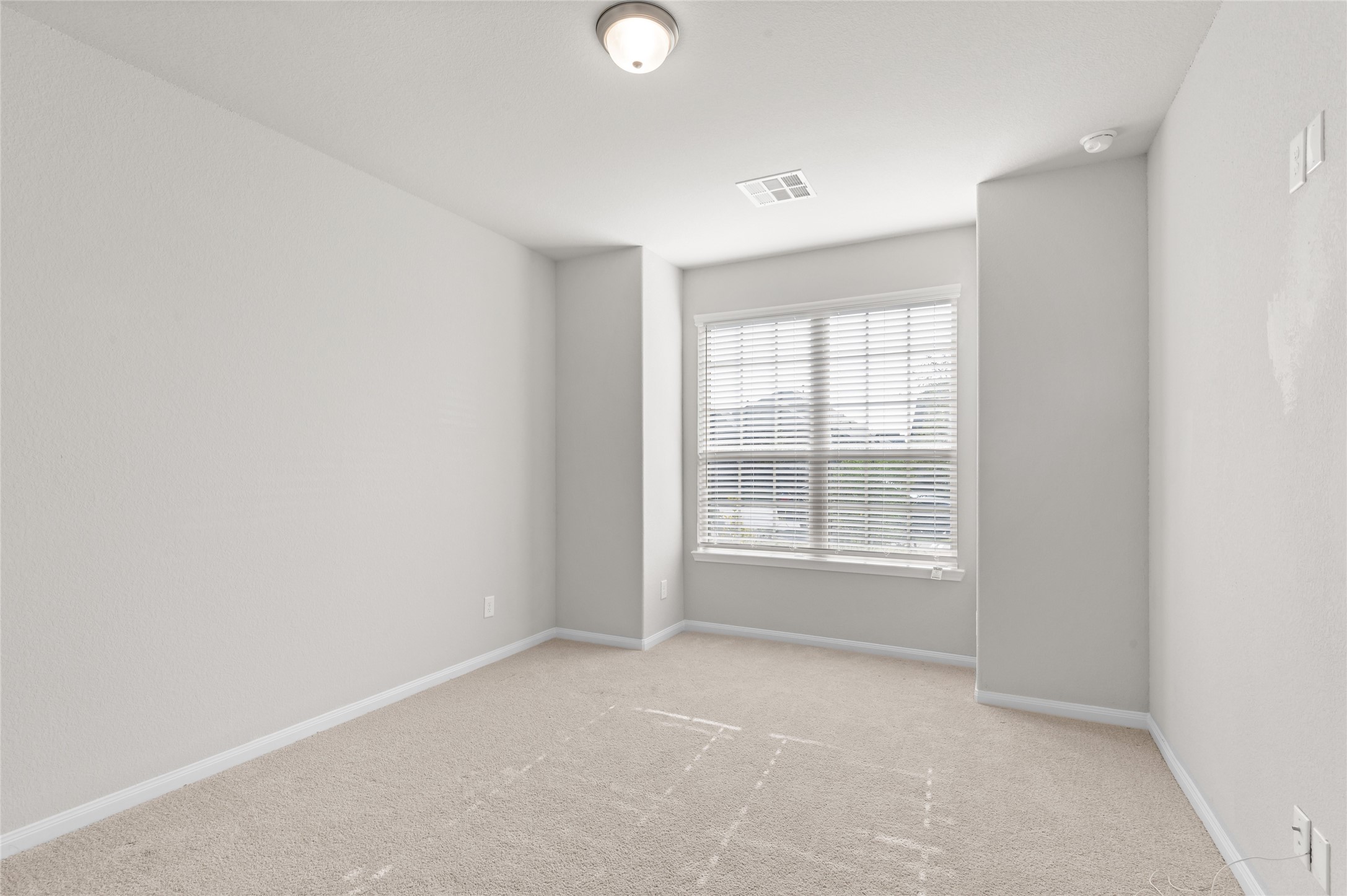 29650 Kynndal Shore Drive Property Photo 20