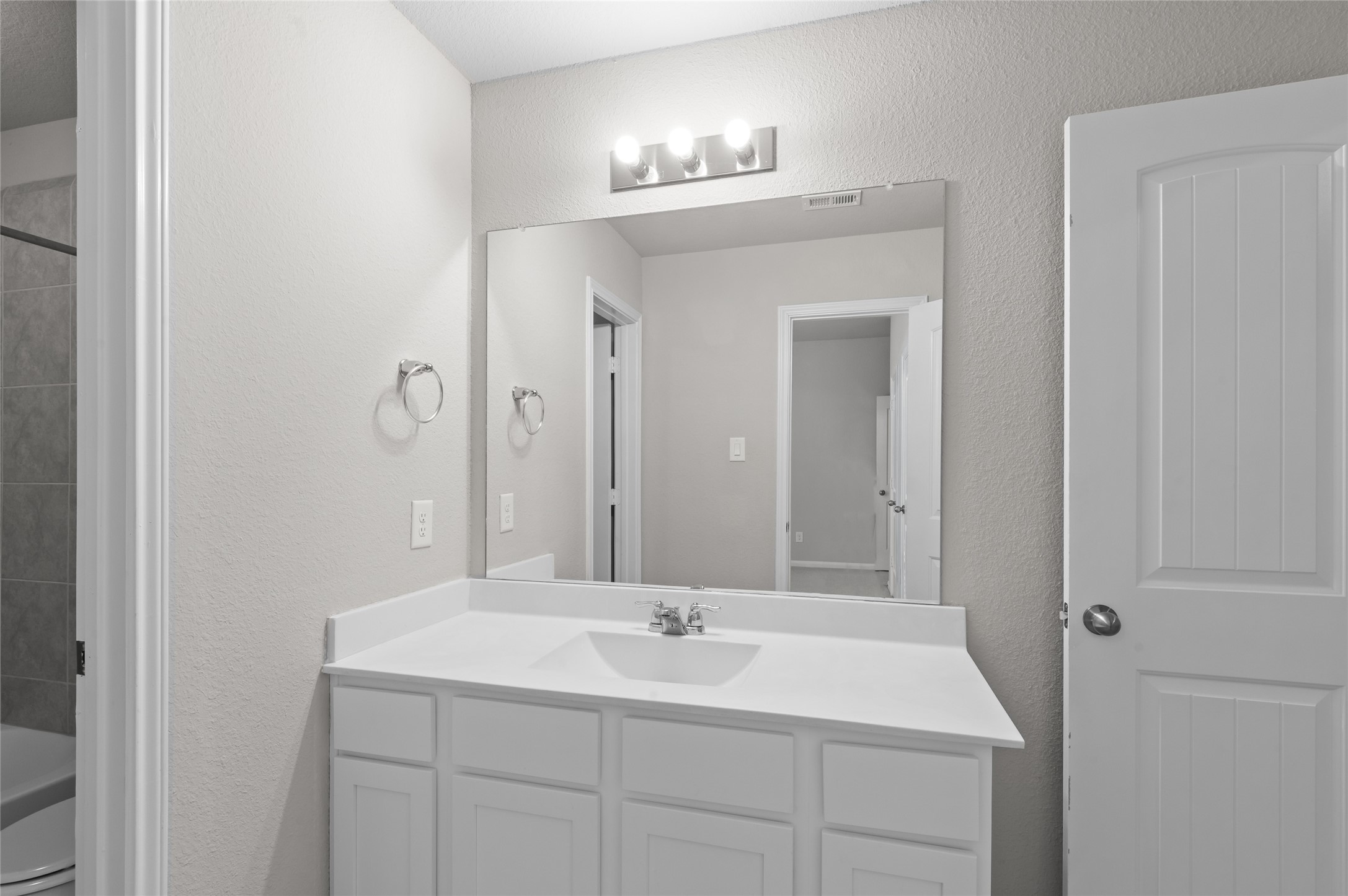 29650 Kynndal Shore Drive Property Photo 27