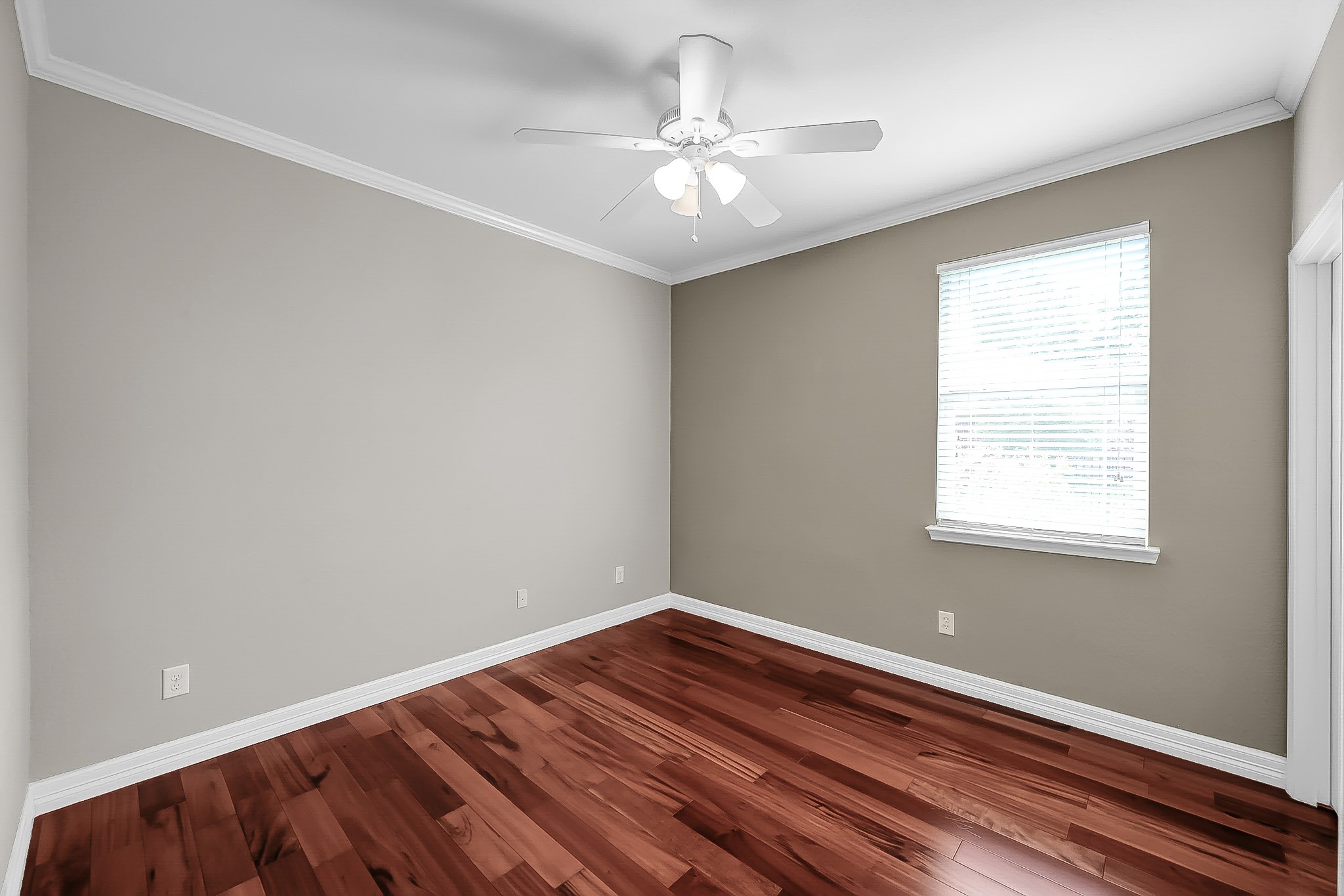 10 Windsinger Court Property Photo 17