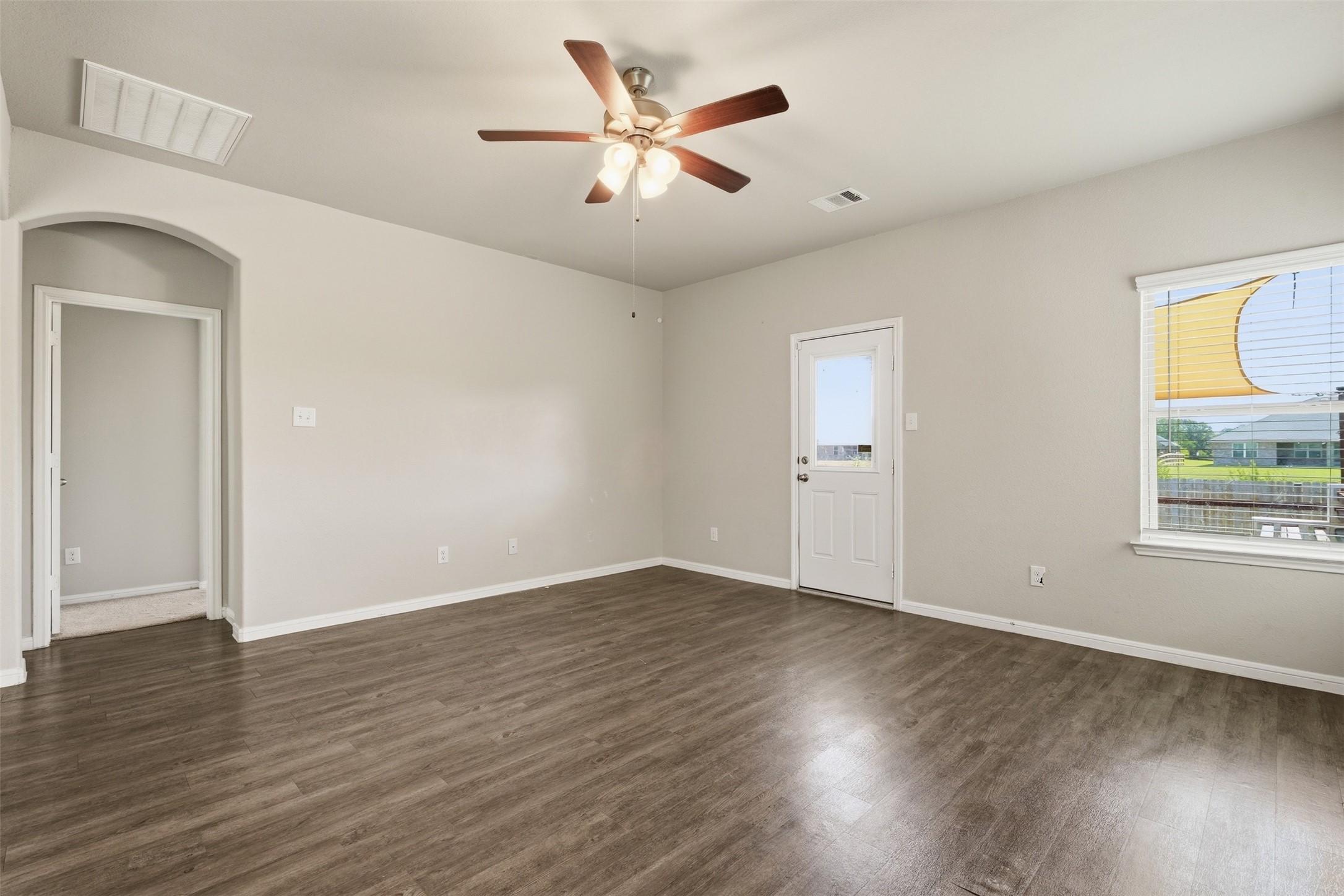 4305 E Bayou Maison Circle Property Photo 11