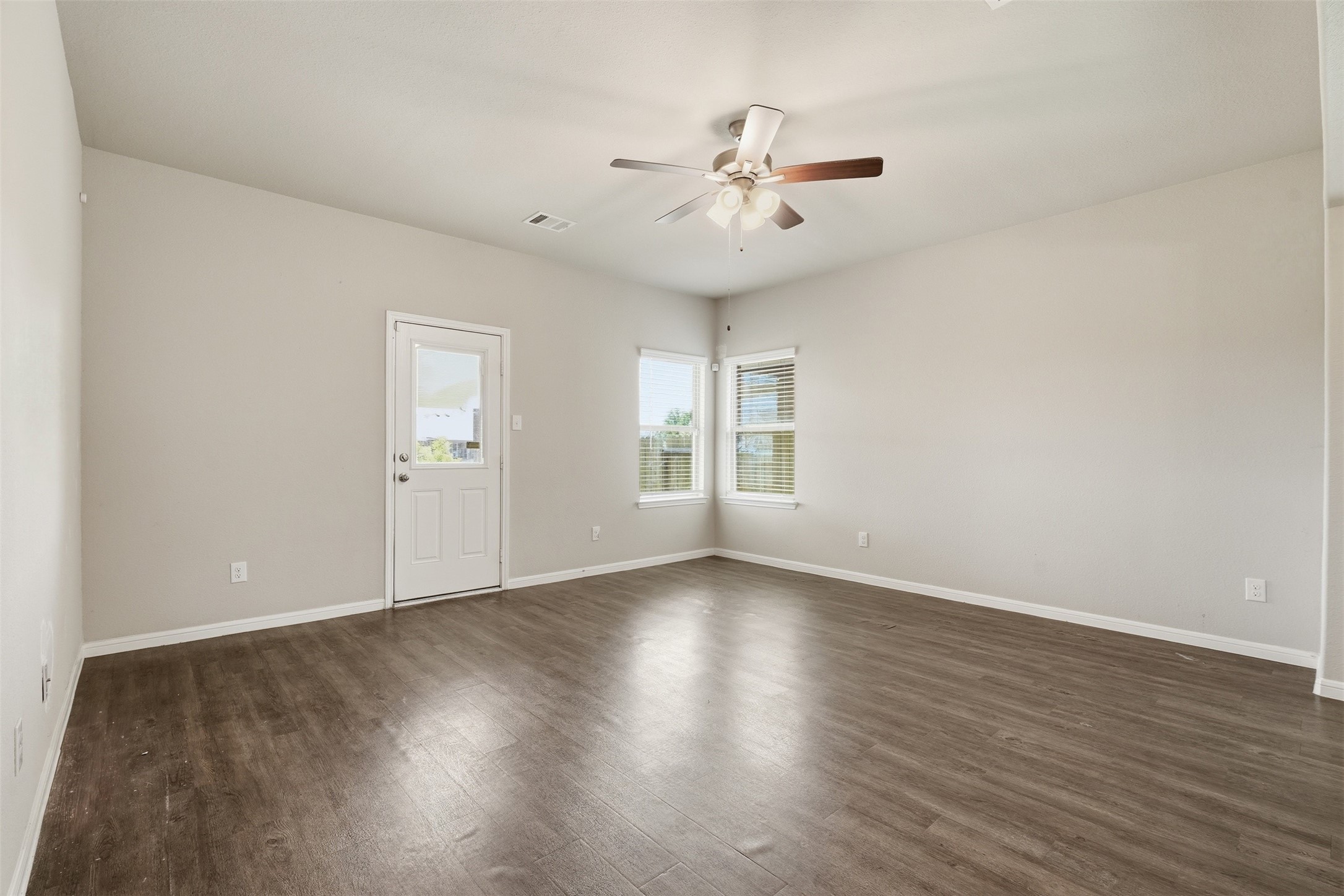4305 E Bayou Maison Circle Property Photo 13
