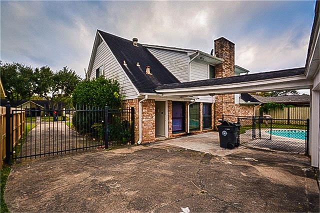 2814 Field Line Drive Property Photo 32