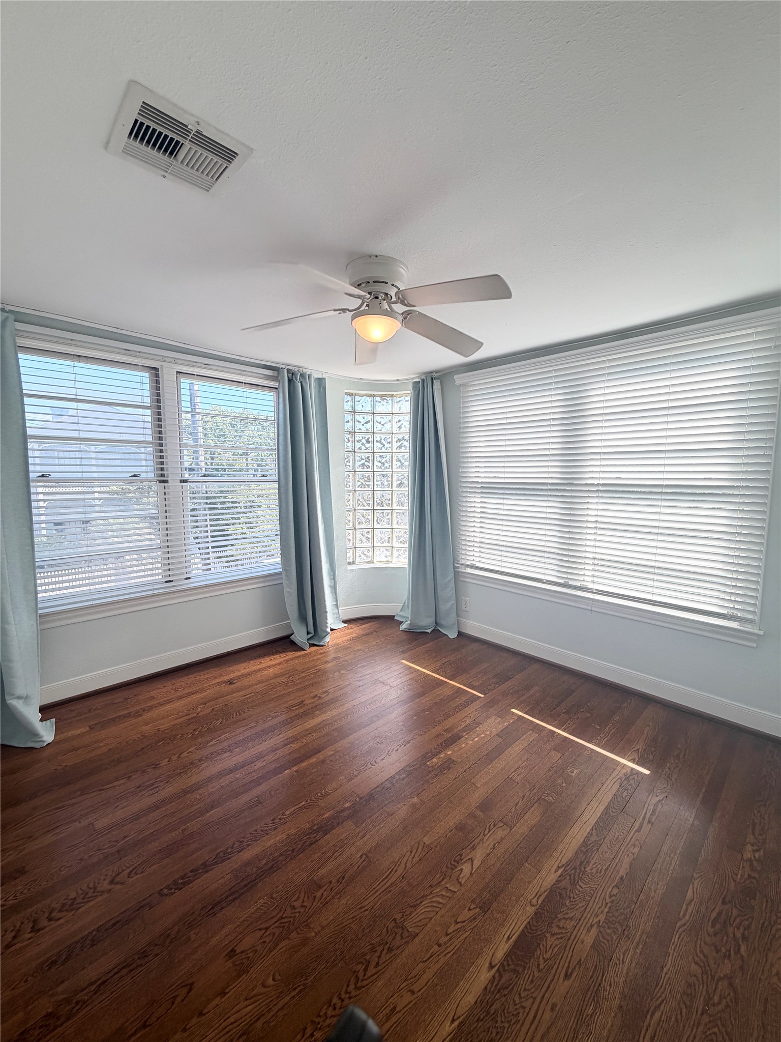 1417 Tremont Street 10 Property Photo 7