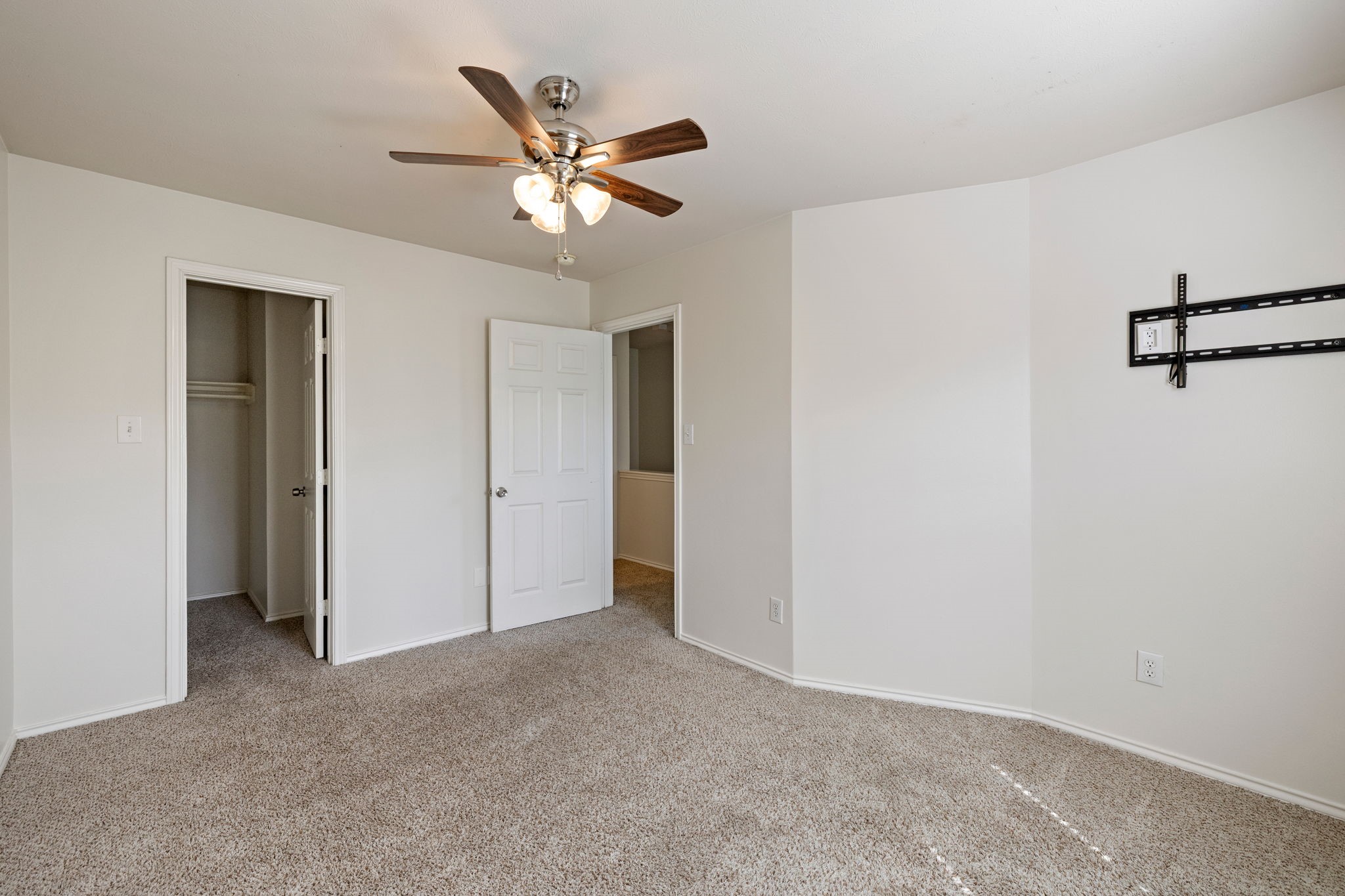 1723 Redwing Bluff Drive Property Photo 20
