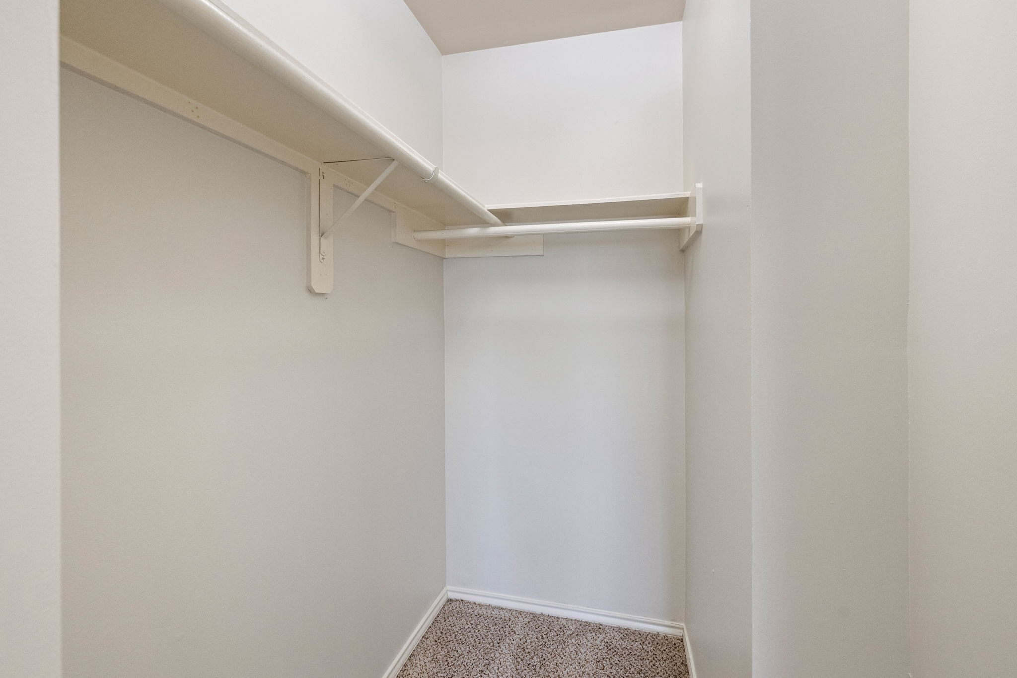 1723 Redwing Bluff Drive Property Photo 21