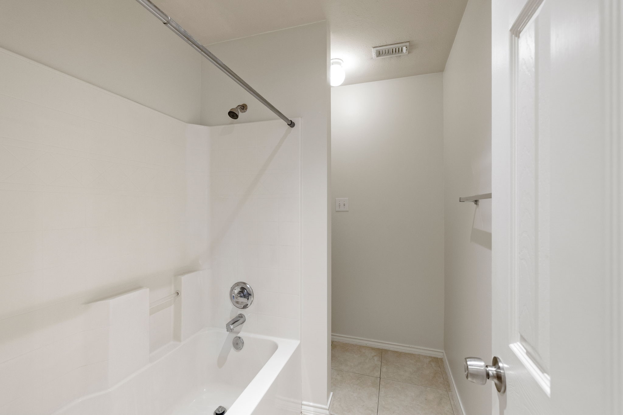1723 Redwing Bluff Drive Property Photo 24