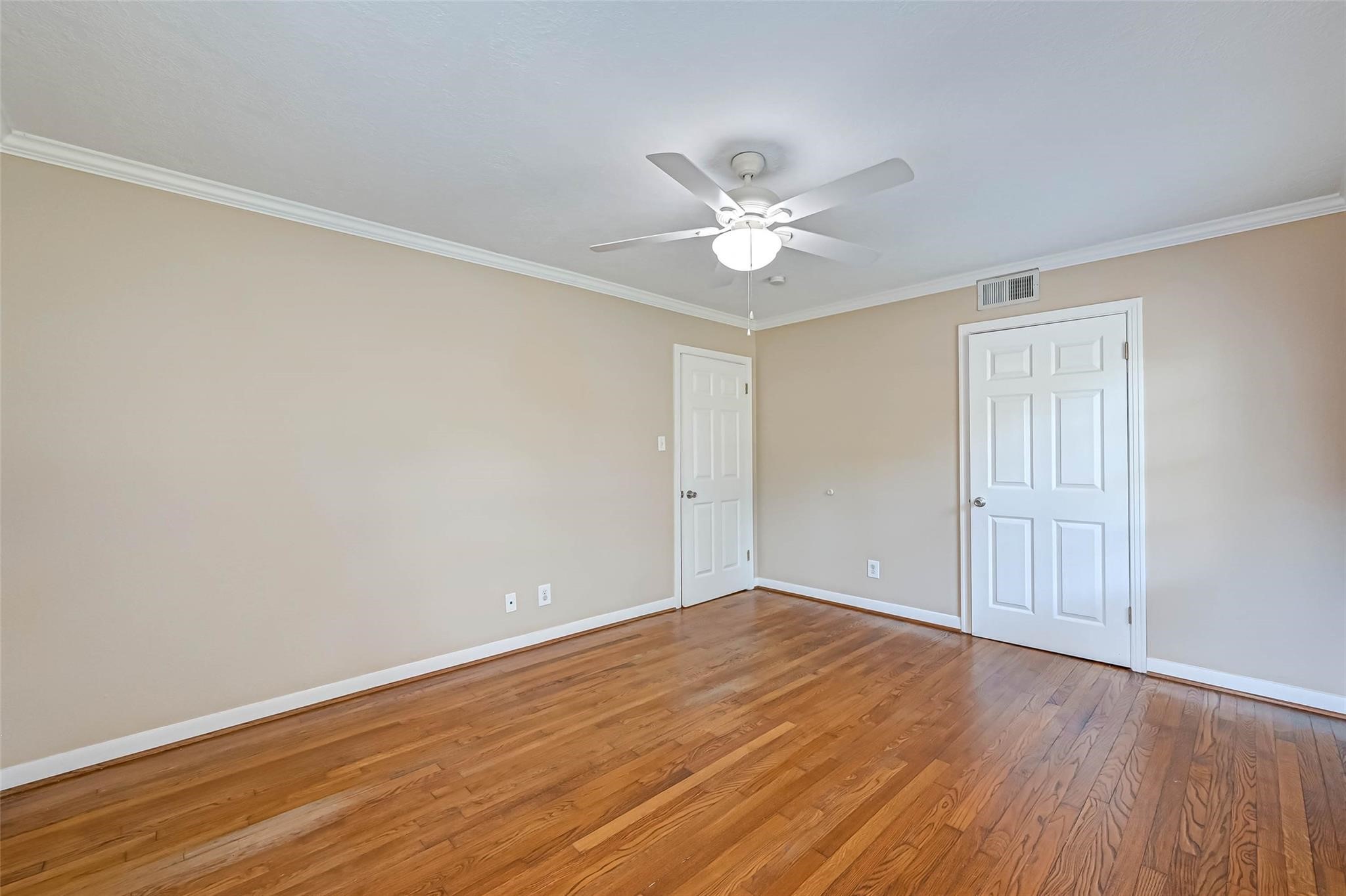 9349 Rosstown Way Property Photo 10