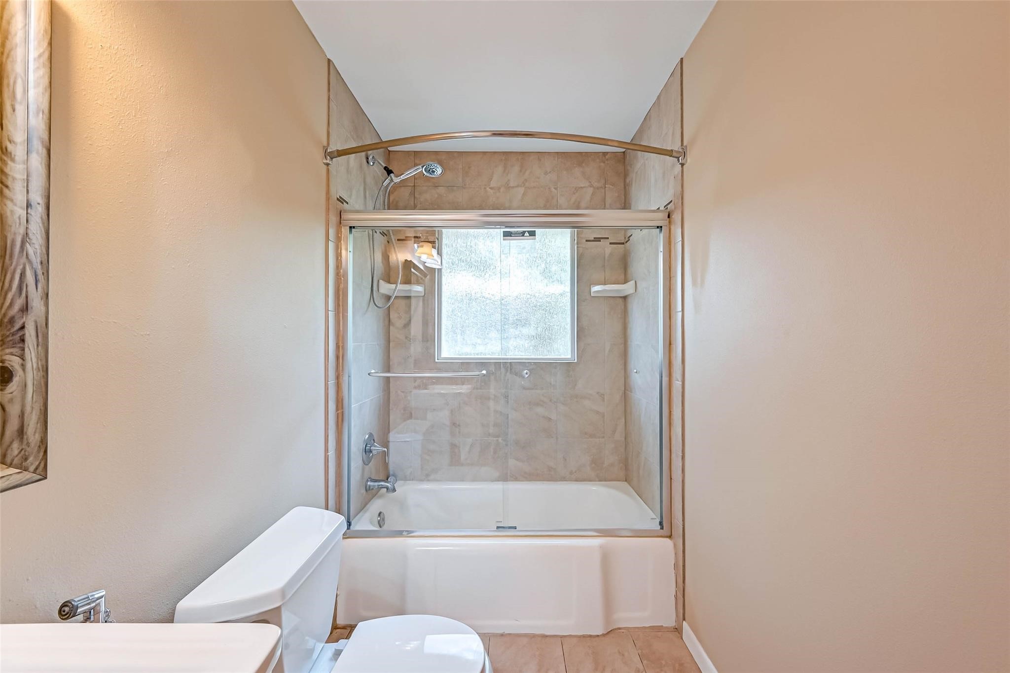 9349 Rosstown Way Property Photo 13