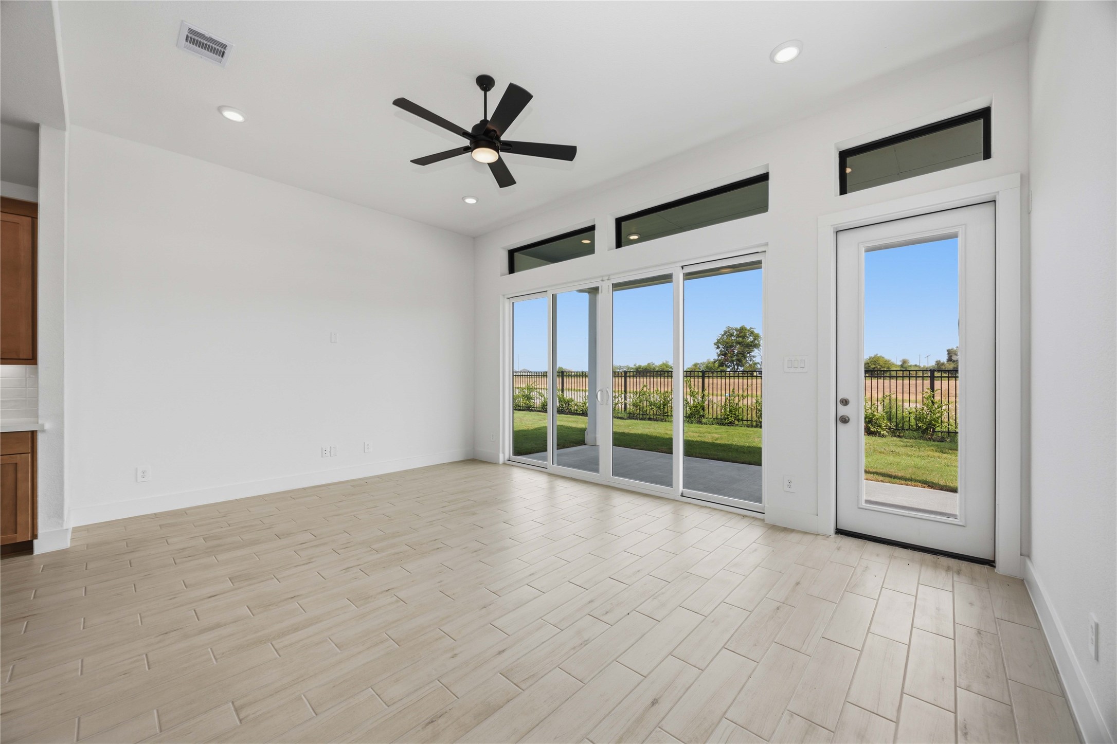 24154 Prairie Crabapple Court Property Photo 6