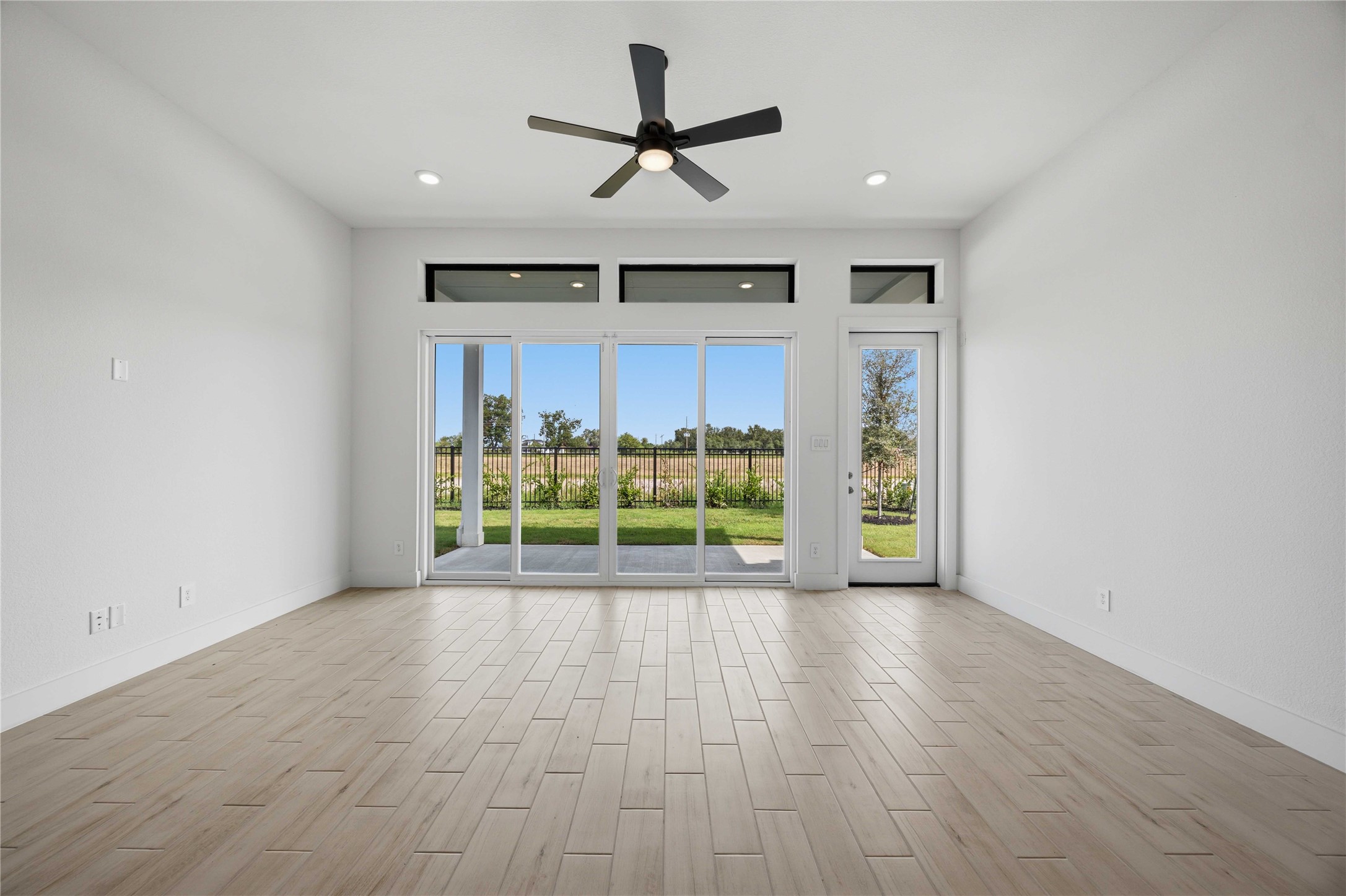 24154 Prairie Crabapple Court Property Photo 10