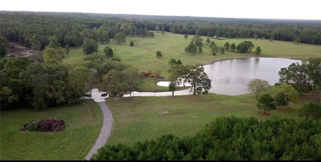 10775 Ruger Road Property Photo 8