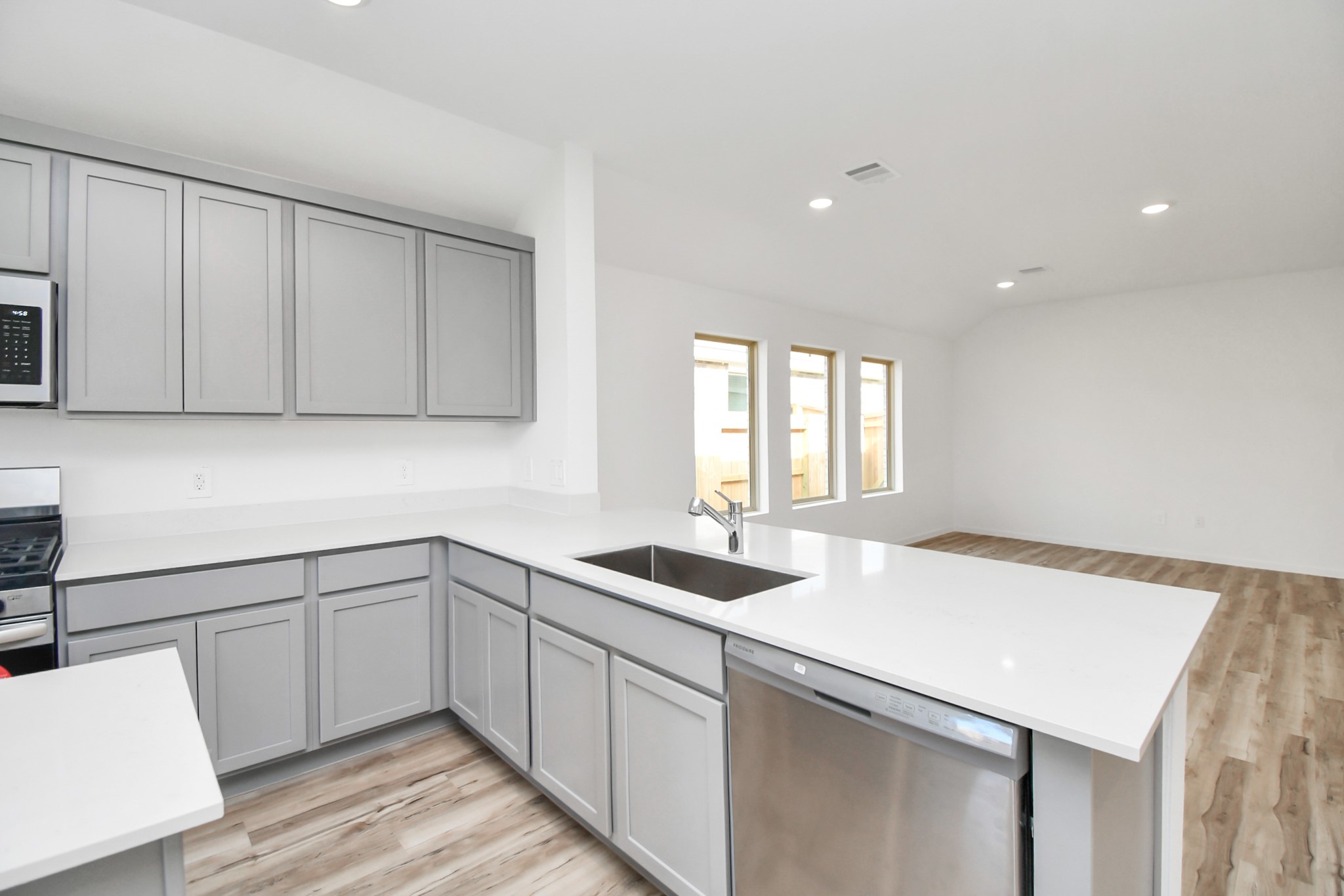 228 Wasatch Peaks Way Property Photo 28
