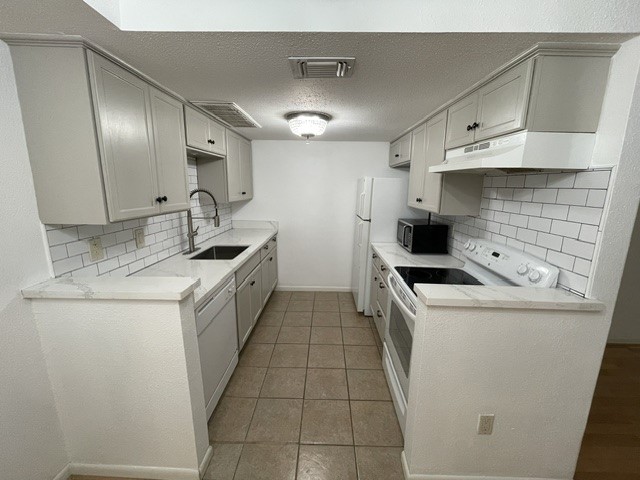 2350 Bering Drive 72 Property Photo 9