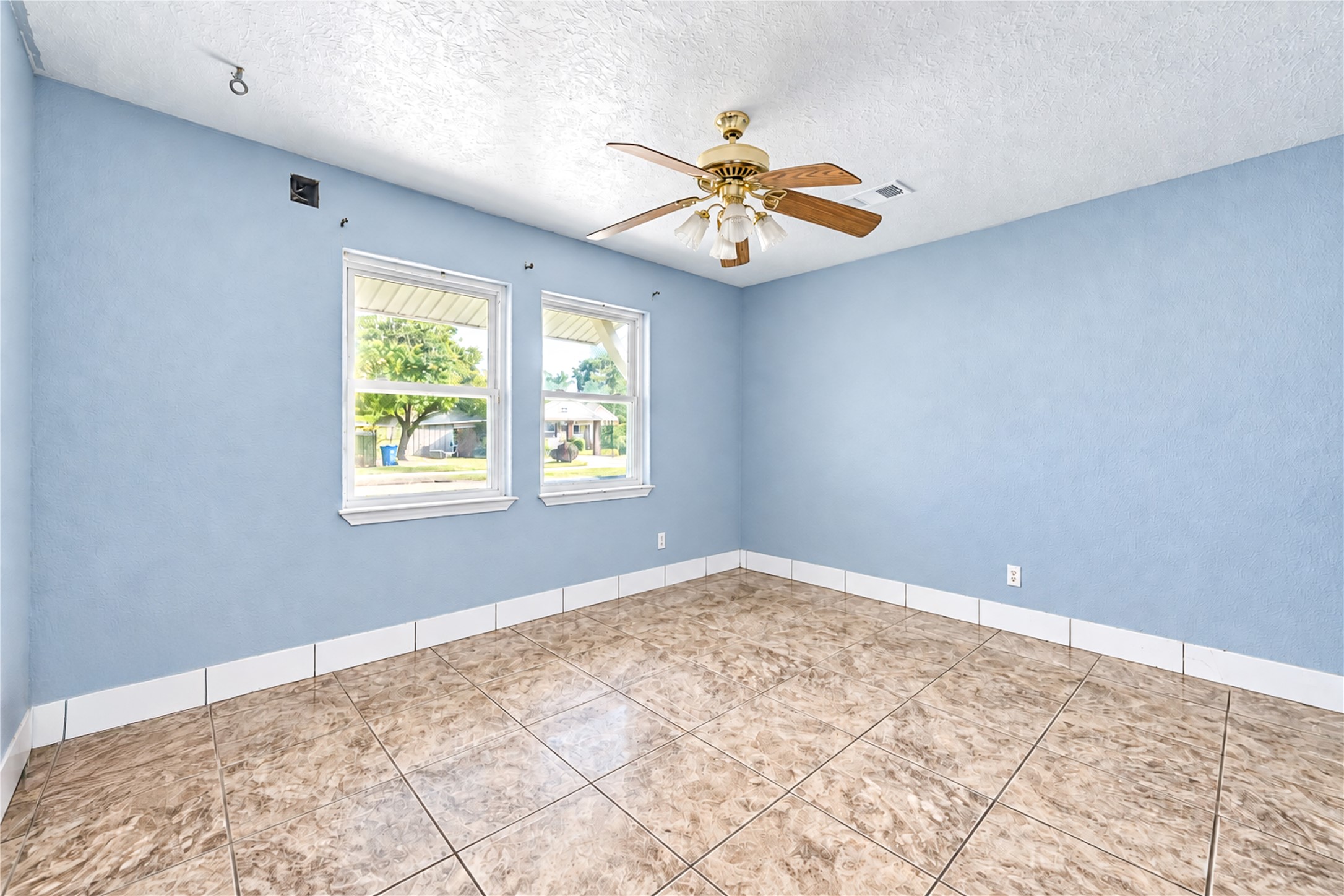 1009 Wisconsin Street Property Photo 21