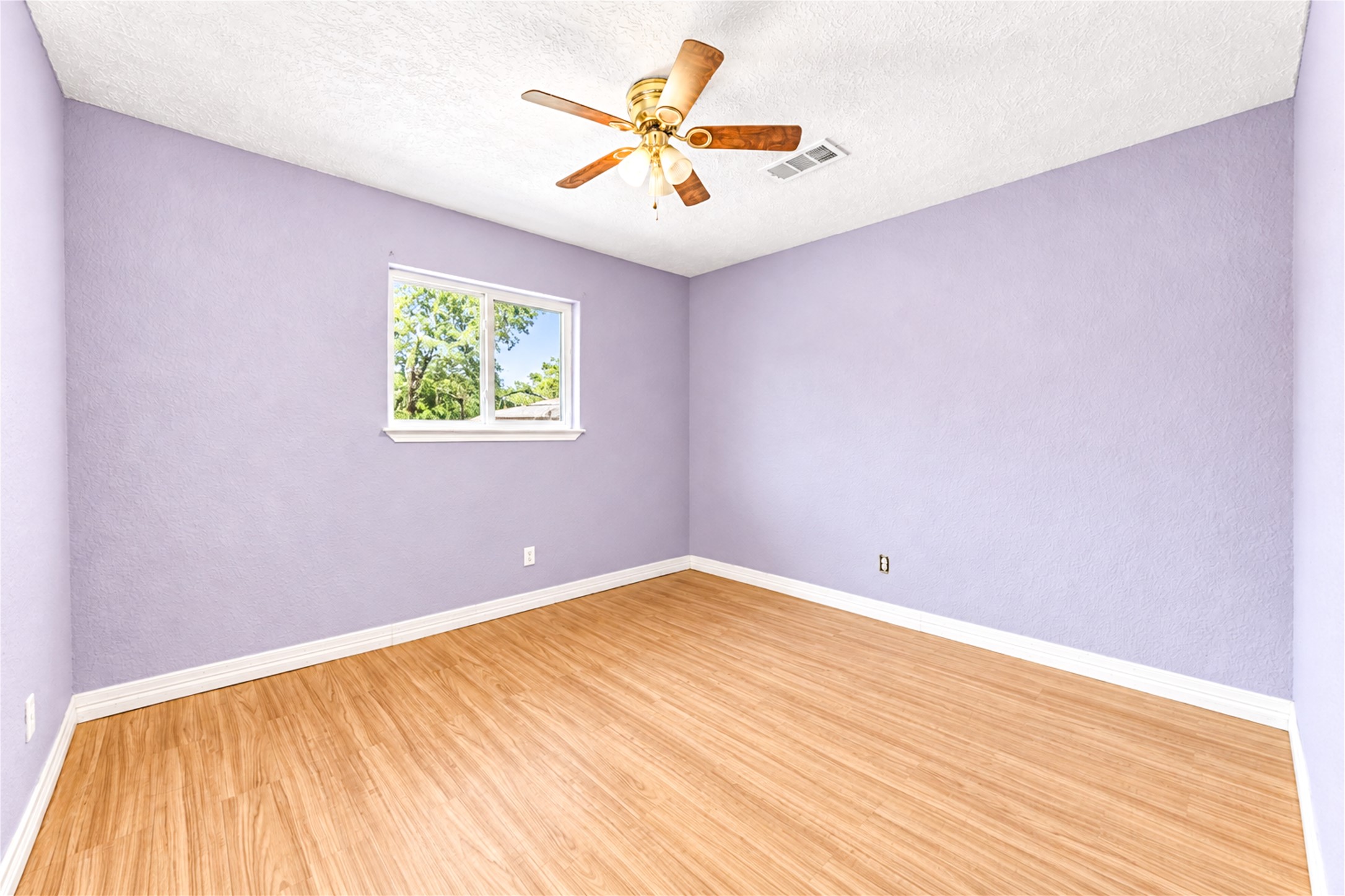 1009 Wisconsin Street Property Photo 24