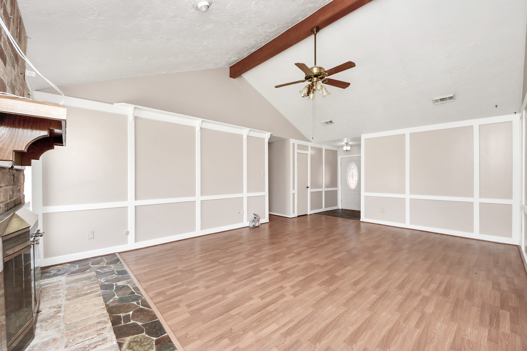 2406 Duchess Way Property Photo 24
