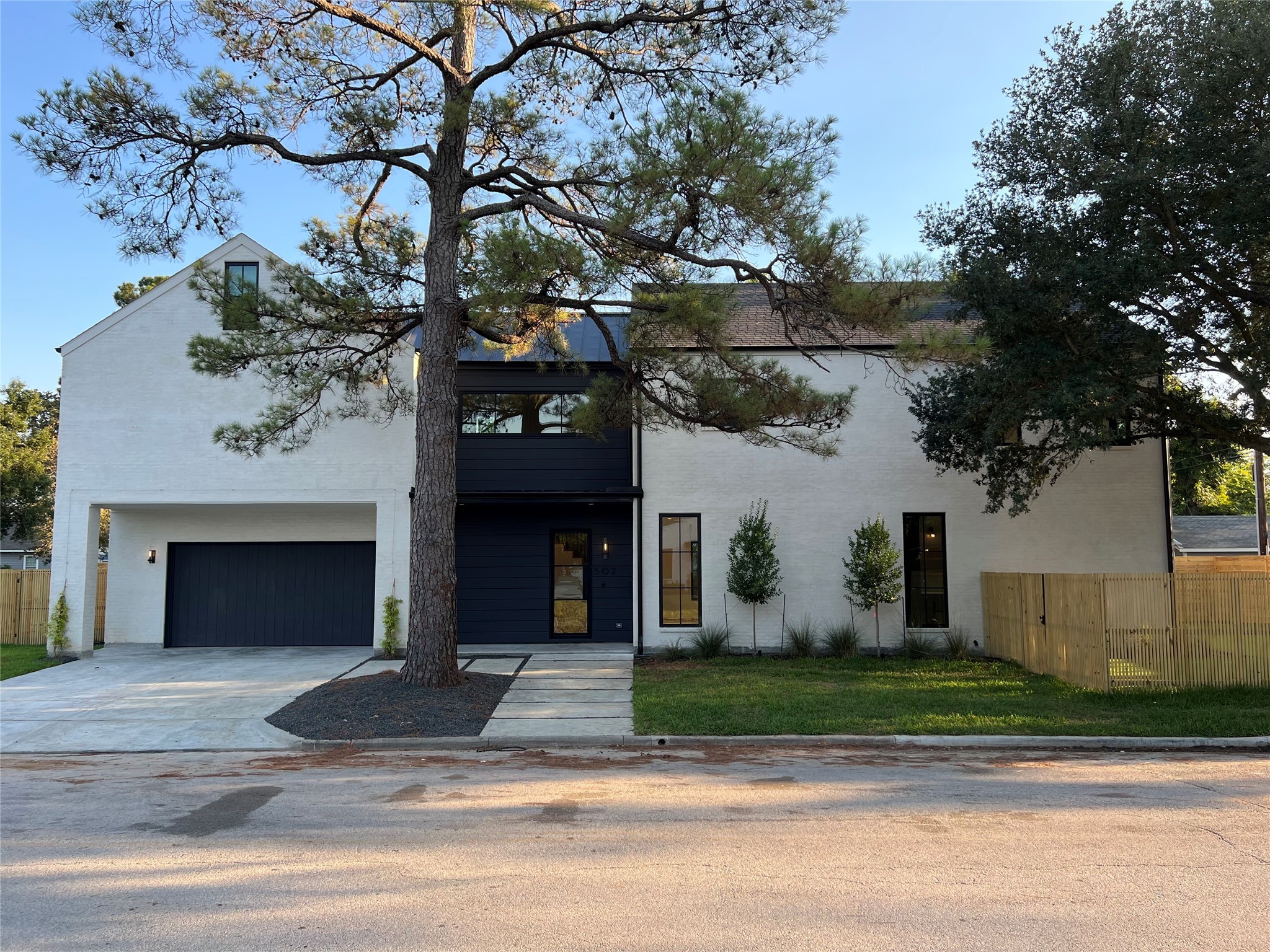 502 Moody Street Property Photo