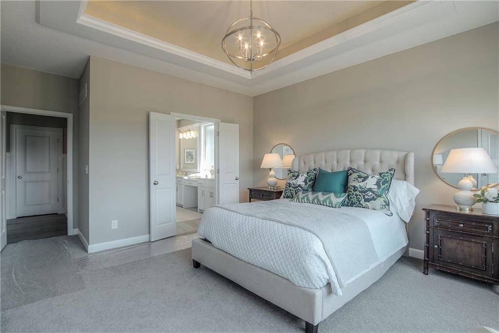 19024 Theden Street Property Photo 21