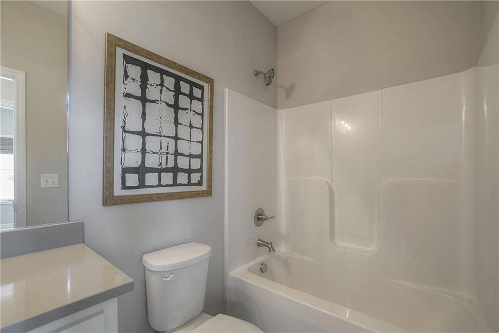 19024 Theden Street Property Photo 26