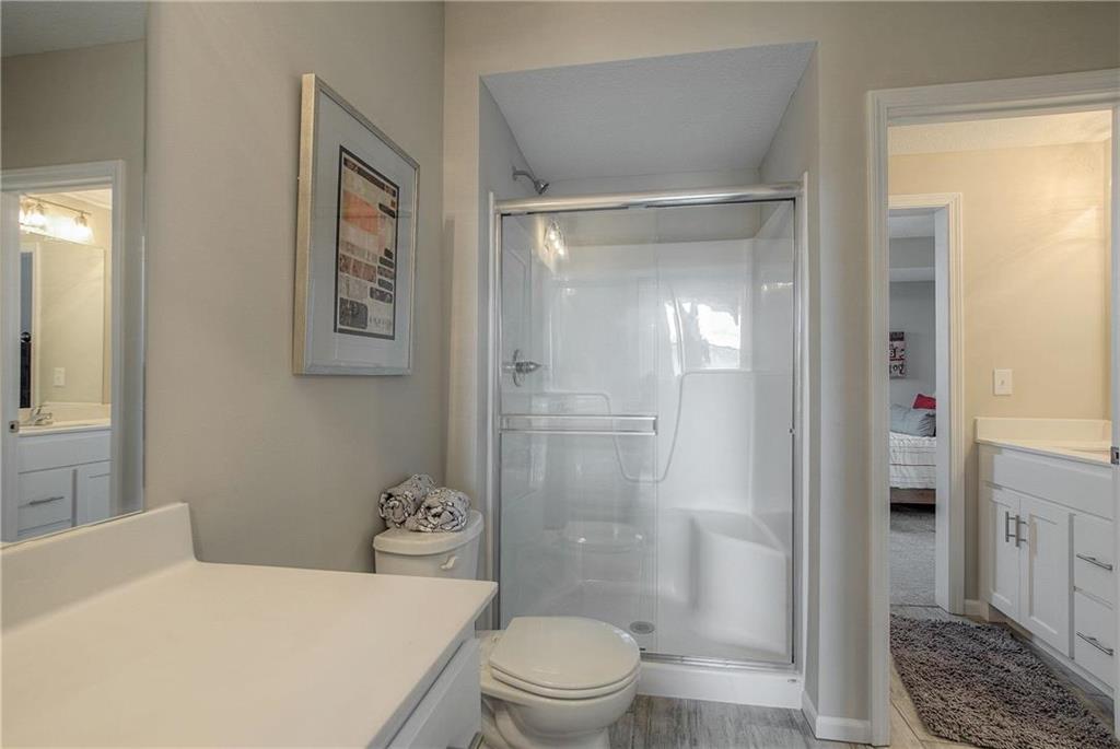 19024 Theden Street Property Photo 35