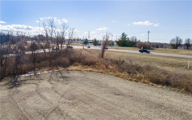 4301 N 169 Highway Property Photo 6