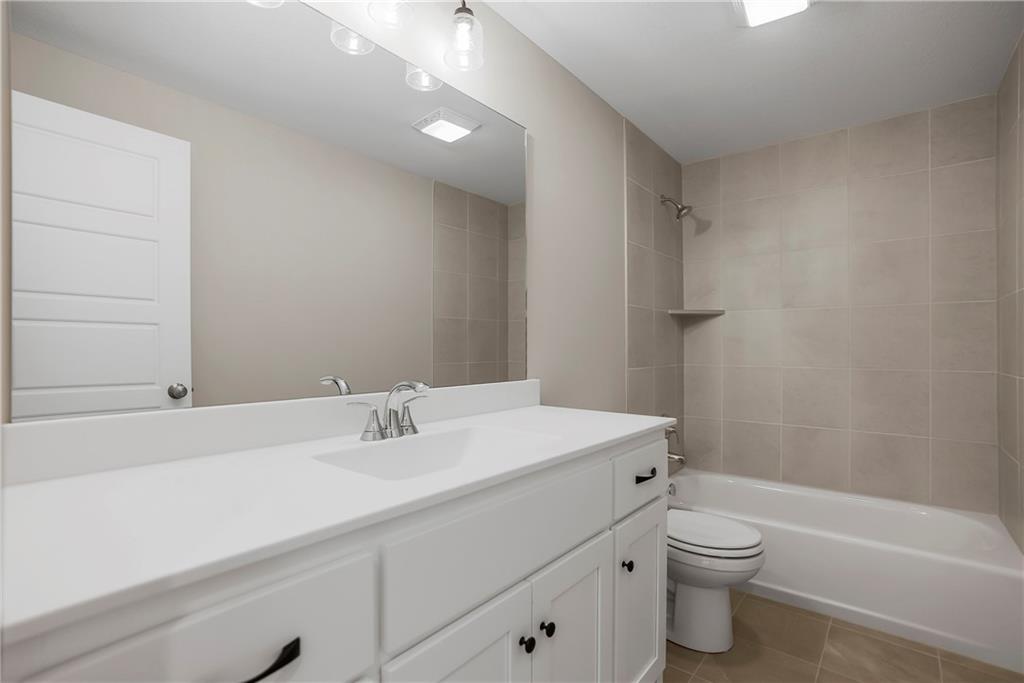 24586 W 126th Terrace Property Photo 32
