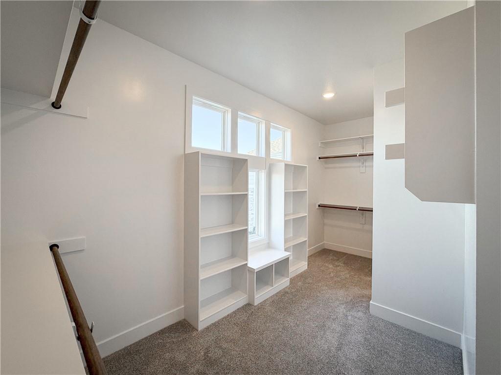 22113 W 80th Terrace Property Photo 17