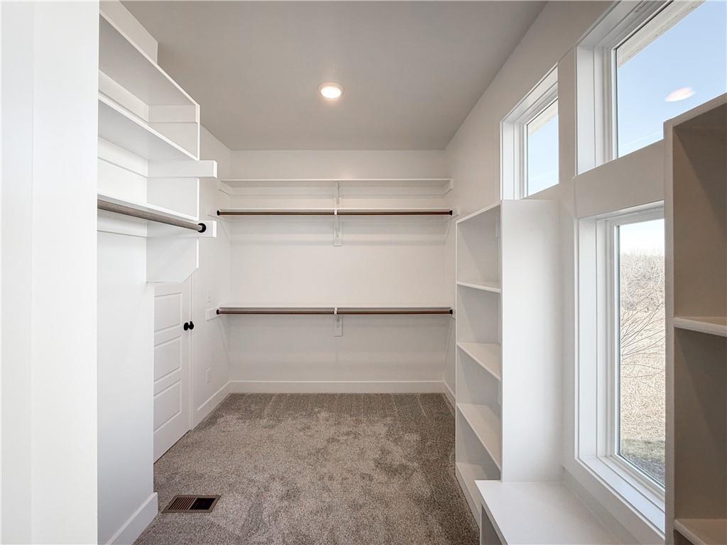 22113 W 80th Terrace Property Photo 18