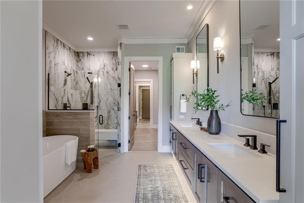 13706 Pembroke Lane Property Photo 20