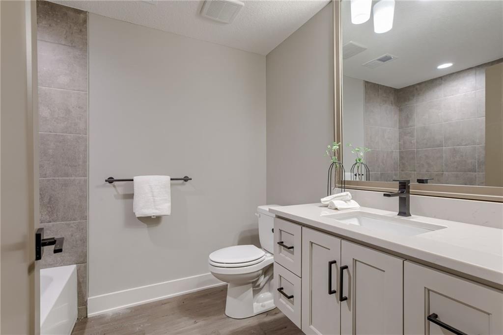 13706 Pembroke Lane Property Photo 28