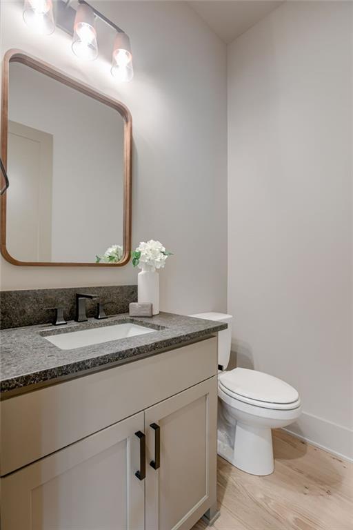 13708 Pembroke Lane Property Photo 16