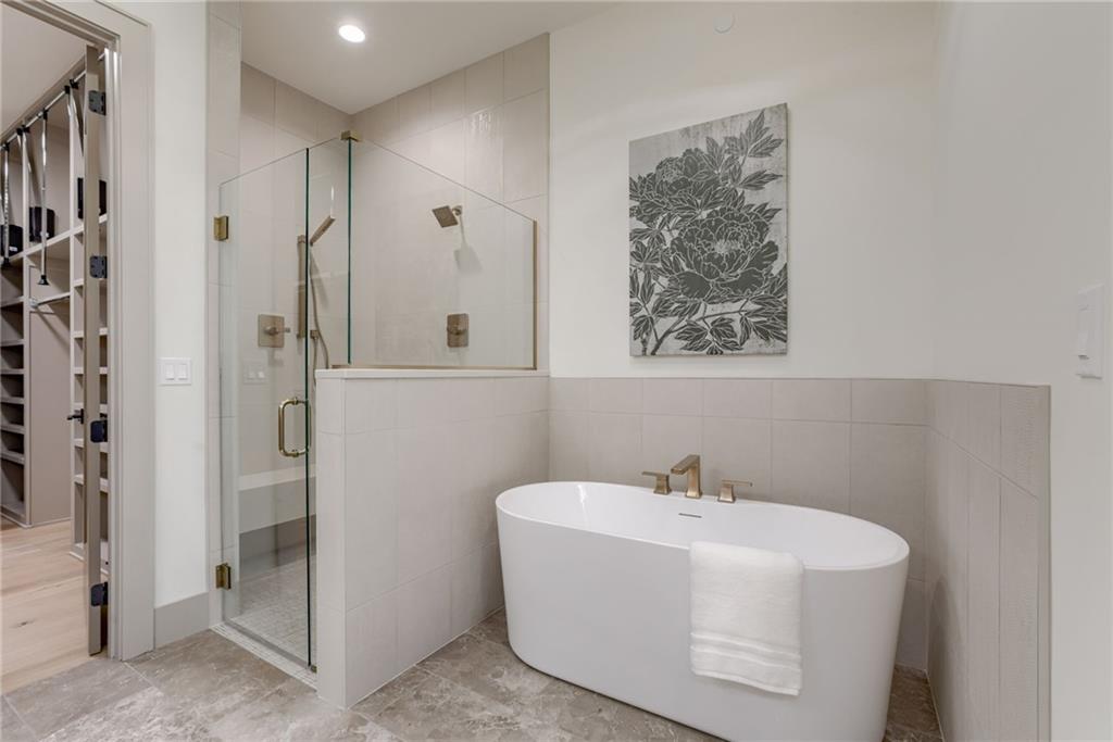 13708 Pembroke Lane Property Photo 23