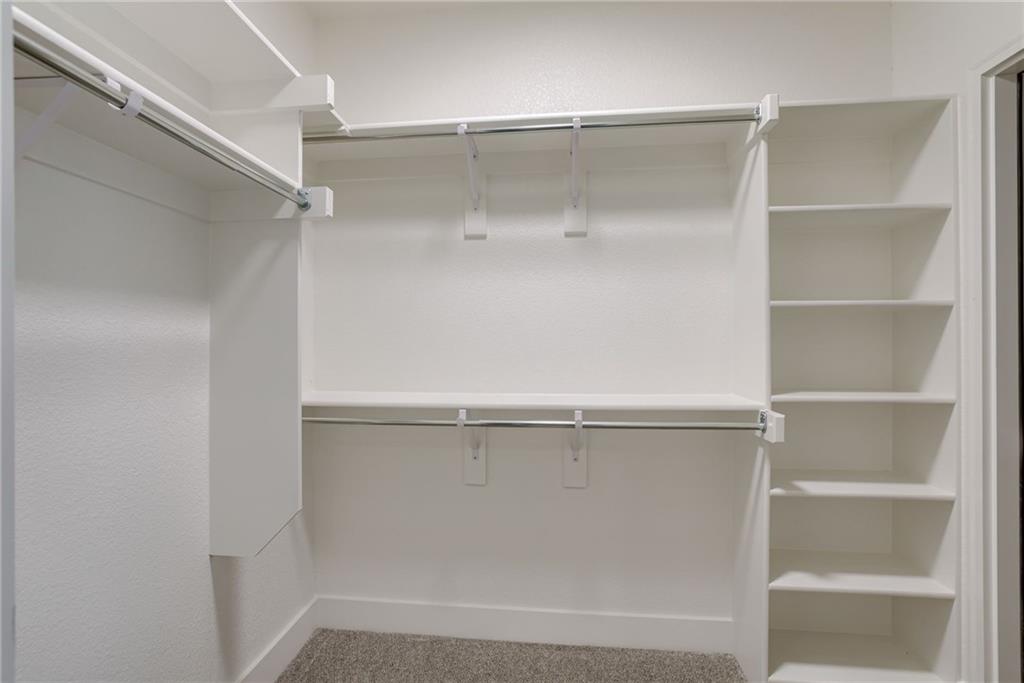 13708 Pembroke Lane Property Photo 32