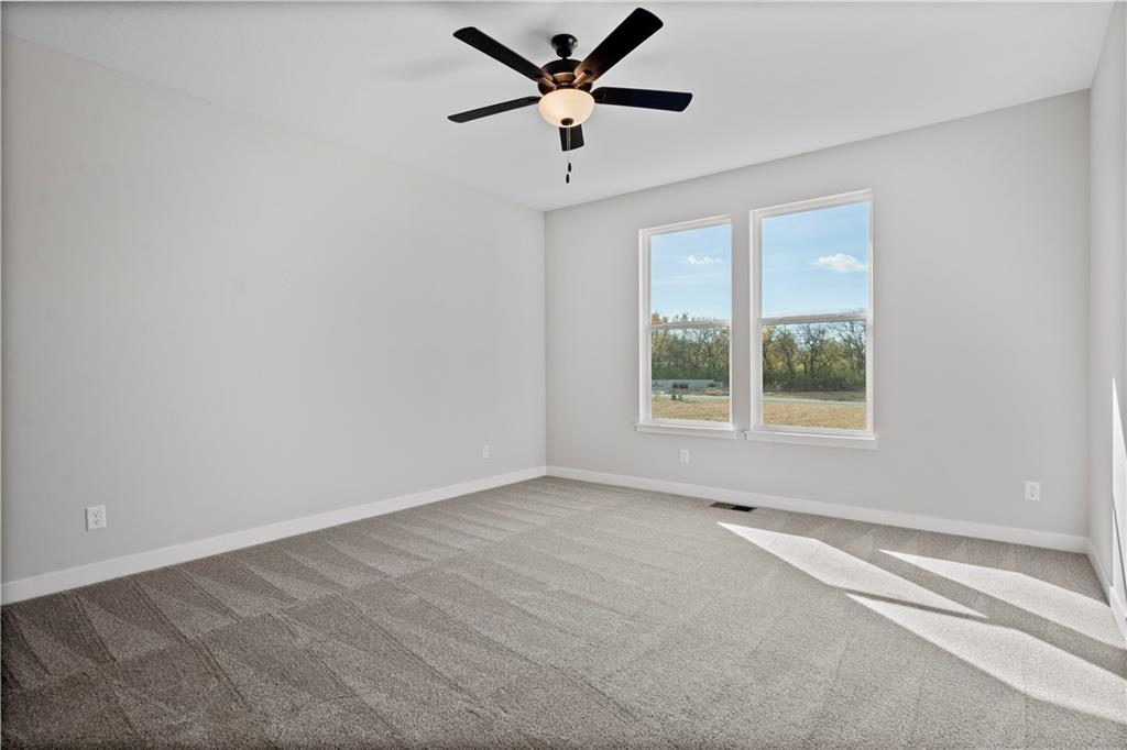 27011 E Dogwood Lane Property Photo 6