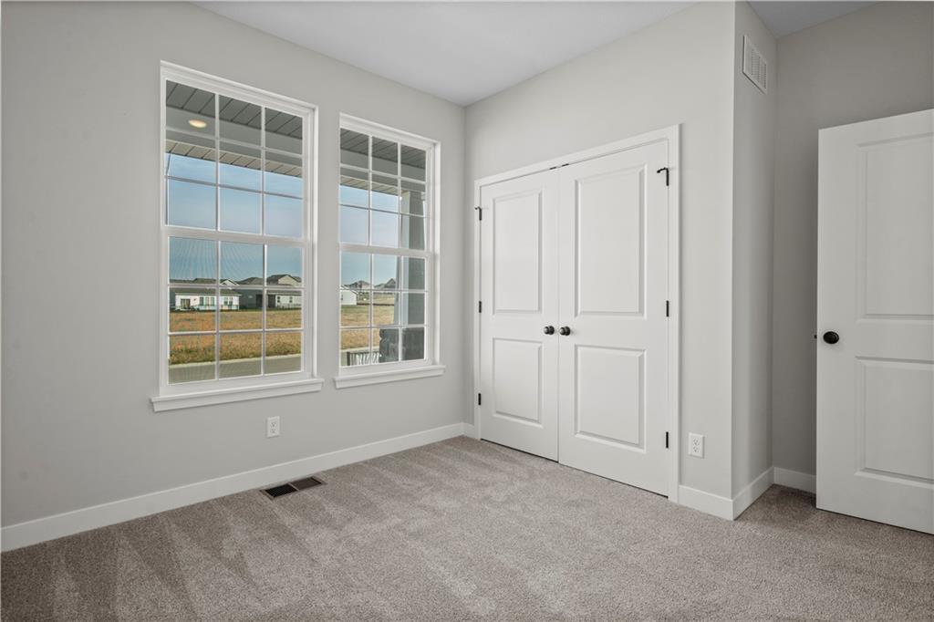 27011 E Dogwood Lane Property Photo 10