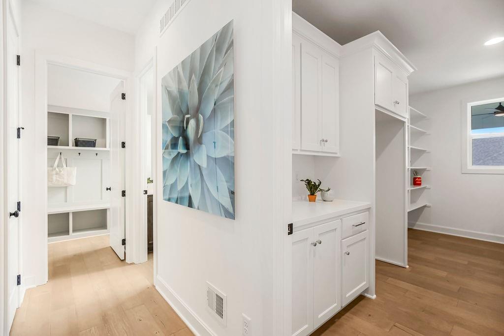 16727 S Hall Street Property Photo 1
