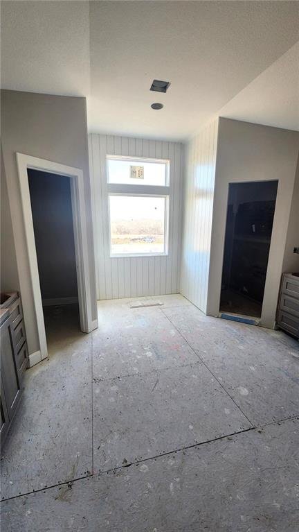 16727 S Hall Street Property Photo 9