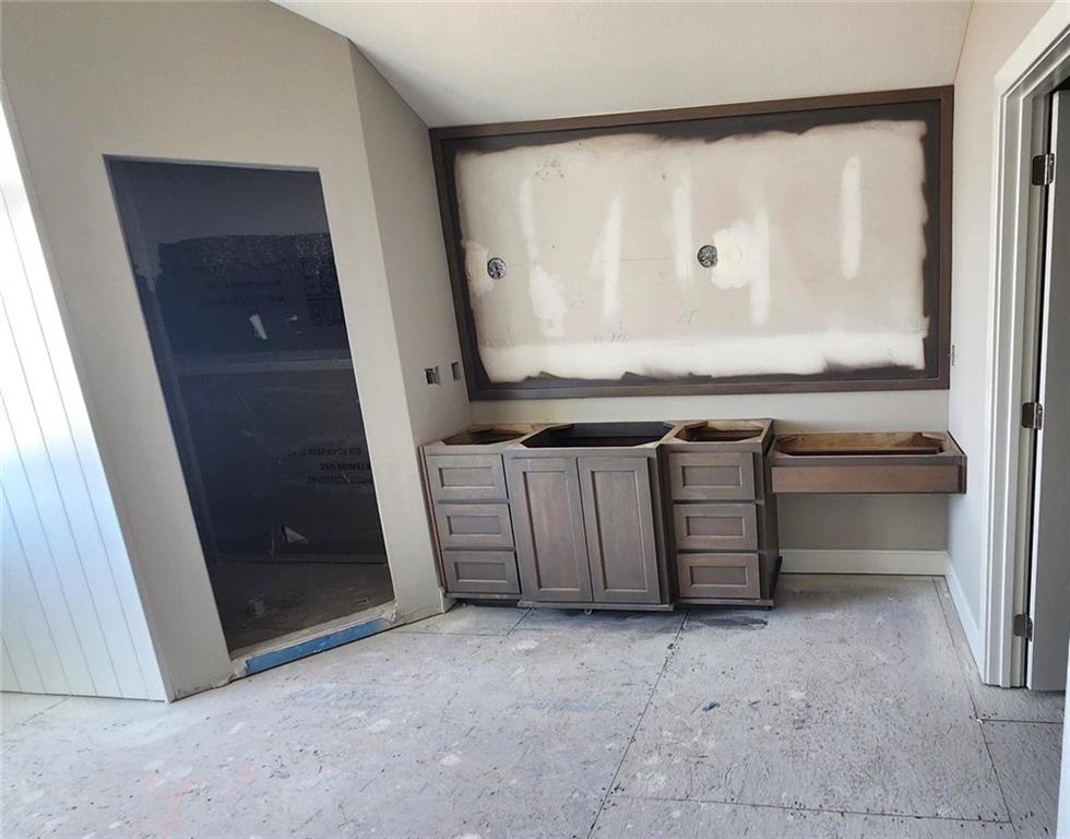 16727 S Hall Street Property Photo 10