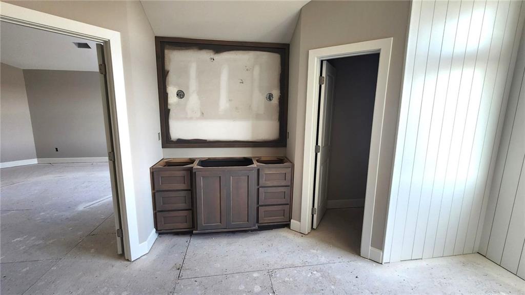 16727 S Hall Street Property Photo 11
