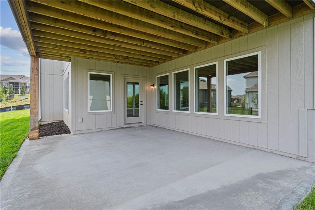 22018 W 114th Court Property Photo 60