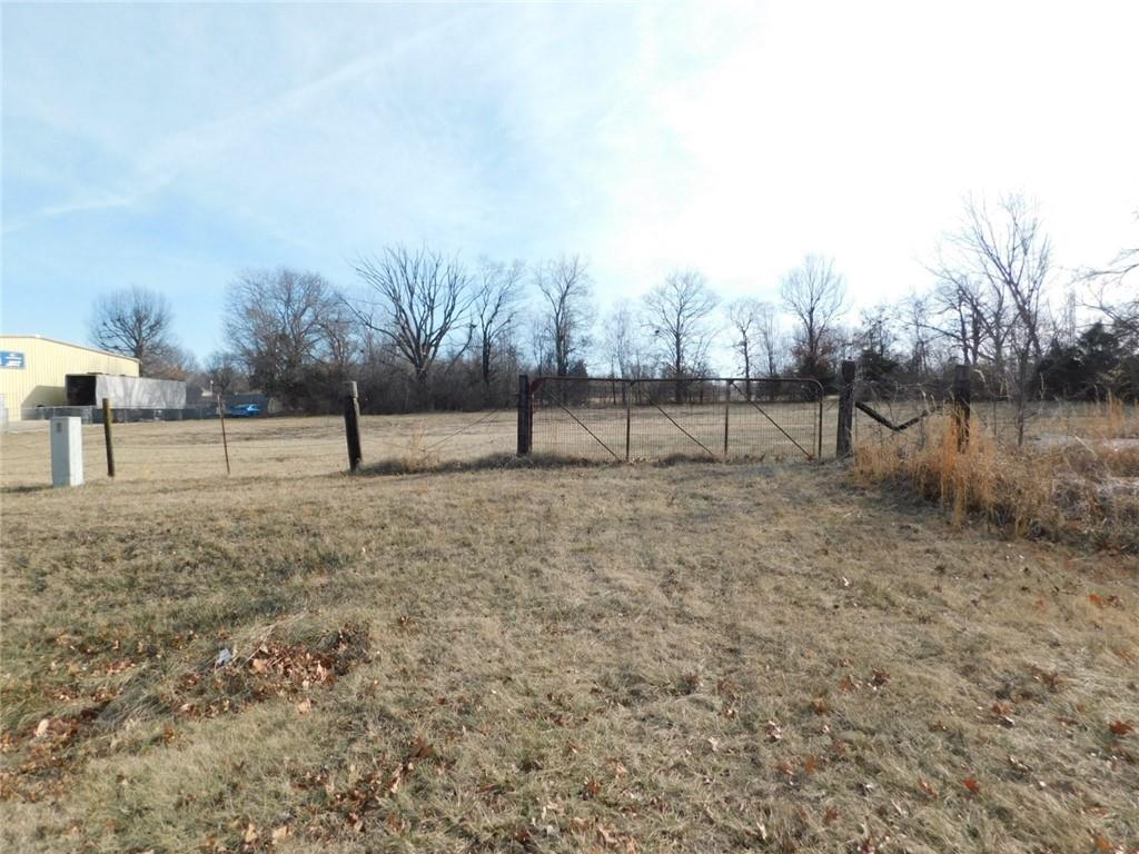 4070 Parkview Drive Property Photo 4
