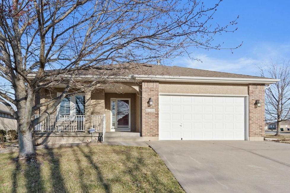 4768 Sw Leafwing Drive Property Photo