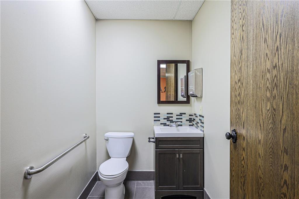 1900 Nw Copper Oaks Circle Property Photo 18