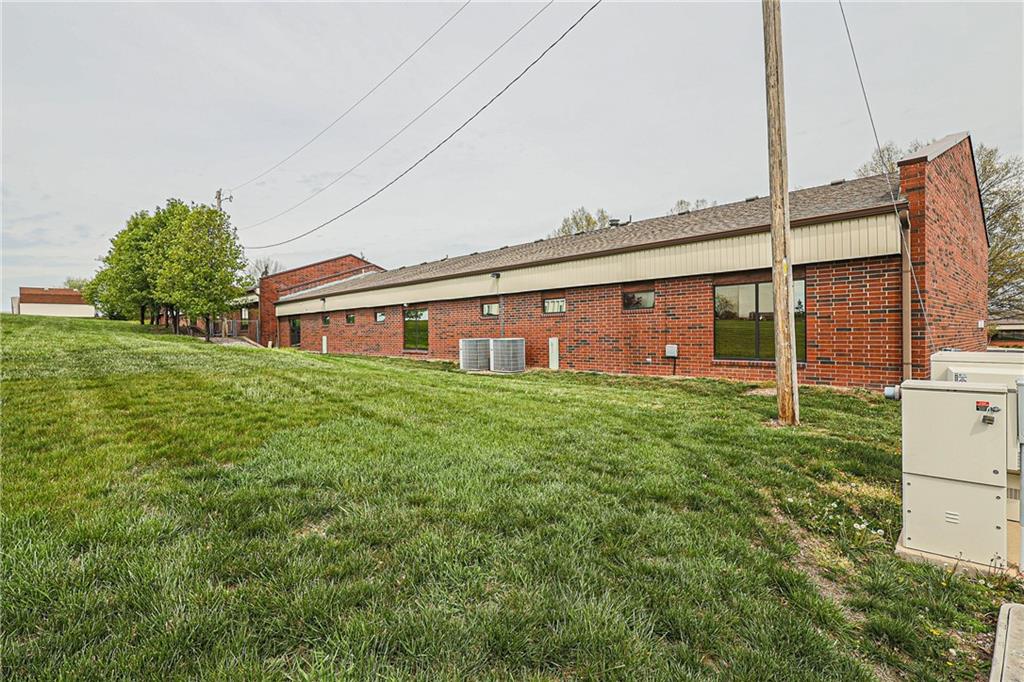 1900 Nw Copper Oaks Circle Property Photo 26