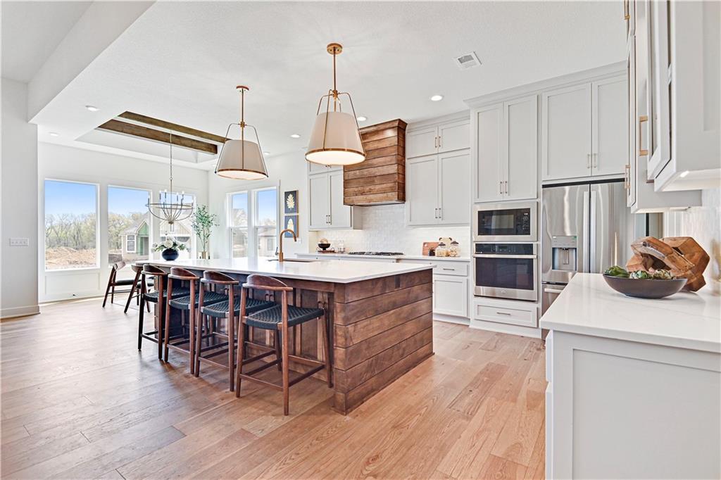 17433 Gillette Street Property Photo 4