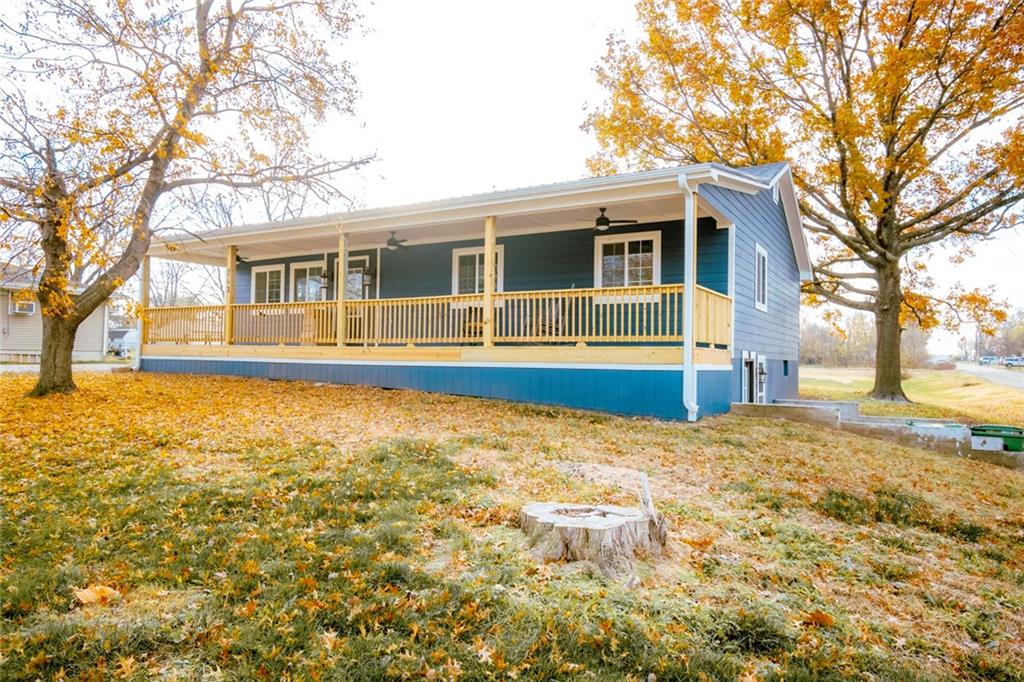 243 W Main Street Property Photo