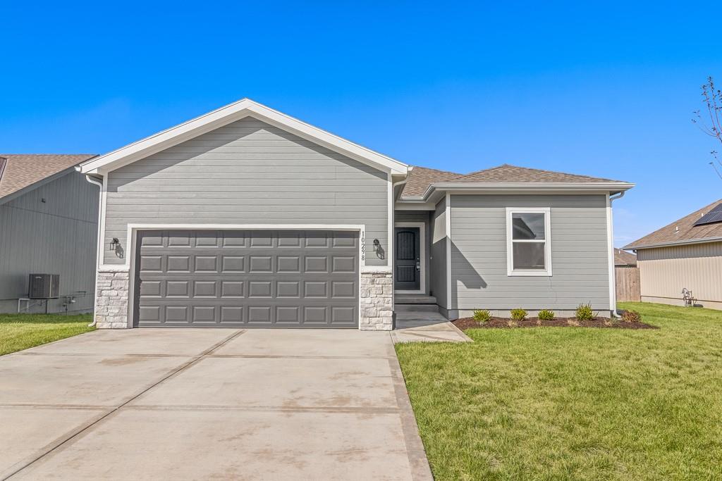 10298 Lucca Lane Property Photo 1