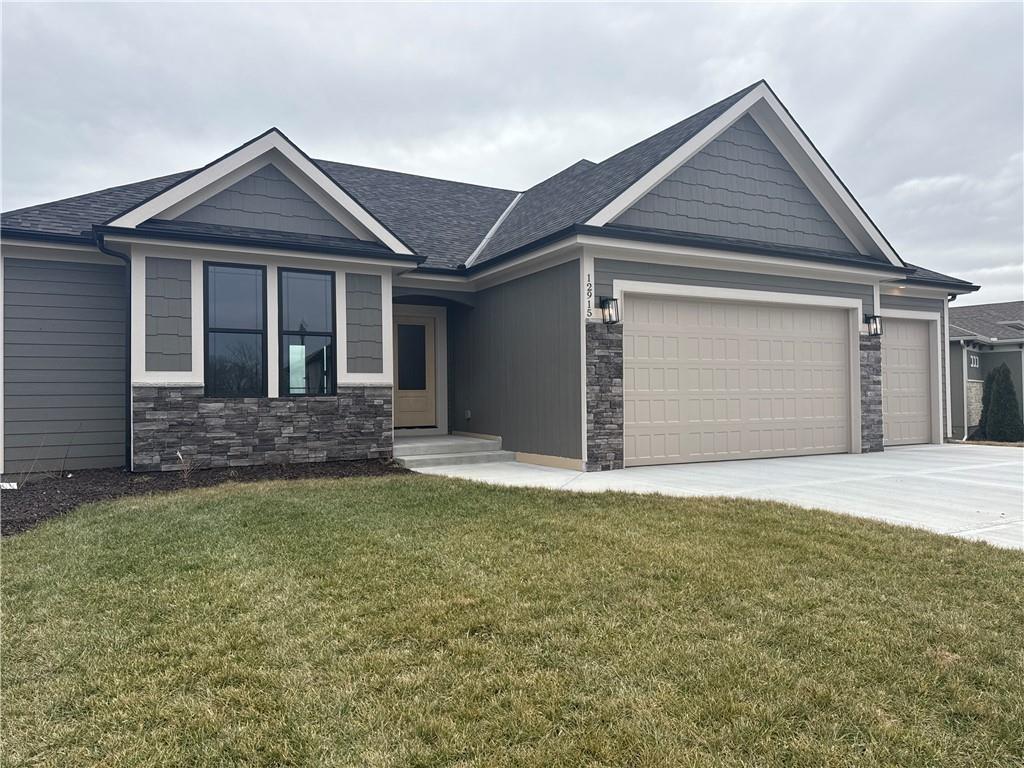 12915 N Champanel Way Property Photo 1