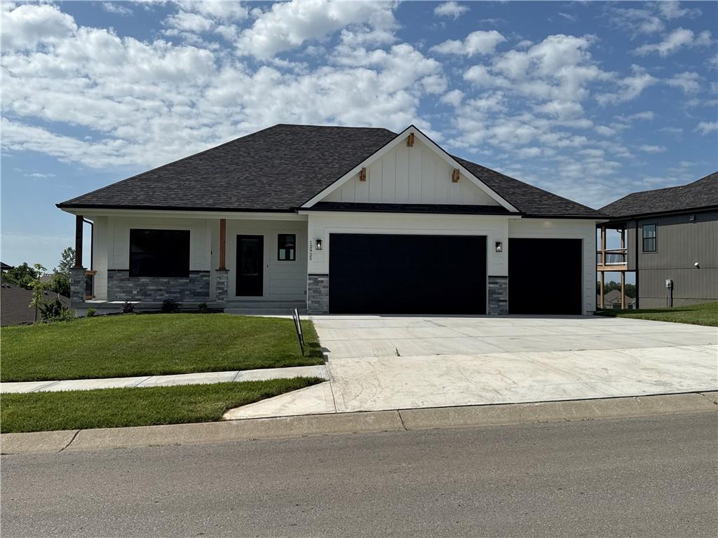 12925 N Champanel Way Property Photo 1