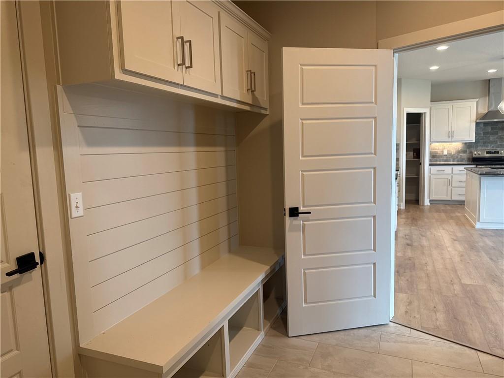 12925 N Champanel Way Property Photo 9